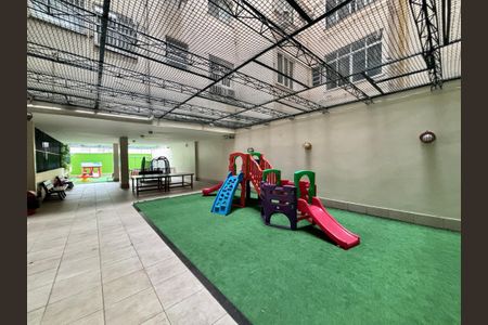 Apartamento à venda com 80m², 2 quartos e 1 vagaÁrea comum - playground