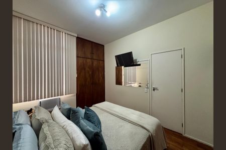 Apartamento à venda com 80m², 2 quartos e 1 vagaSuíte