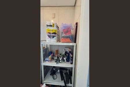 Apartamento à venda com 97m², 2 quartos e 3 vagasBanheiro de Serviço