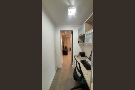 Apartamento à venda com 97m², 2 quartos e 3 vagasEscritório