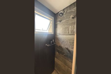 Apartamento à venda com 97m², 2 quartos e 3 vagasBanheiro Social