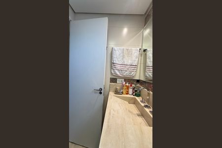 Apartamento à venda com 97m², 2 quartos e 3 vagasBanheiro da Suíte