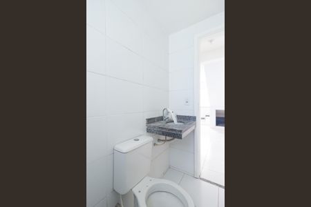 Casa para alugar com 75m², 2 quartos e 1 vaga Casa para alugar com 75m², 2 quartos e 1 vagaBanheiro 2