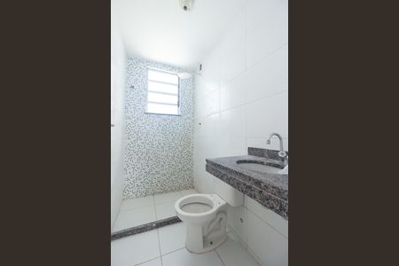 Casa para alugar com 75m², 2 quartos e 1 vaga Casa para alugar com 75m², 2 quartos e 1 vagaBanheiro 2