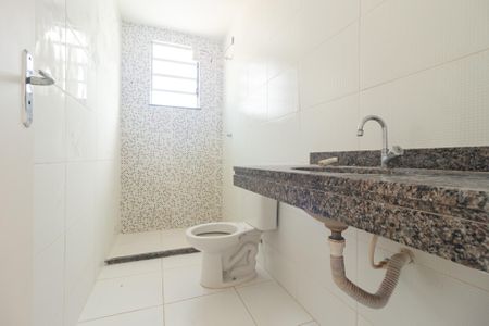 Casa para alugar com 75m², 2 quartos e 1 vaga Casa para alugar com 75m², 2 quartos e 1 vagaBanheiro 1