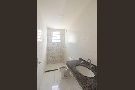 Casa para alugar com 75m², 2 quartos e 1 vaga Casa para alugar com 75m², 2 quartos e 1 vagaBanheiro 1