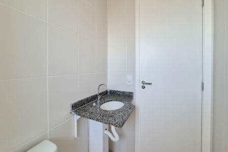 Apartamento à venda com 55m², 2 quartos e 1 vaga Apartamento à venda com 55m², 2 quartos e 1 vagaBanheiro Social