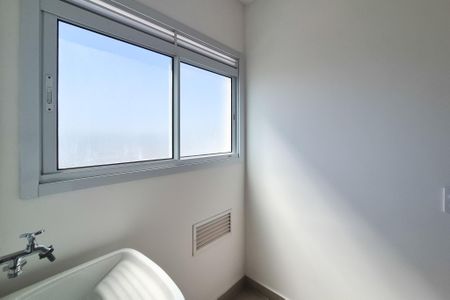 Apartamento à venda com 55m², 2 quartos e 1 vaga Apartamento à venda com 55m², 2 quartos e 1 vagaCozinha e Área de Serviço