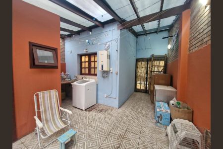 Casa à venda com 137m², 4 quartos e 2 vagas Casa à venda com 137m², 4 quartos e 2 vagasÁrea de Serviço