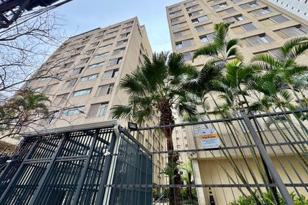 Apartamento à venda com 132m², 3 quartos e 1 vaga Apartamento à venda com 132m², 3 quartos e 1 vagaFachada