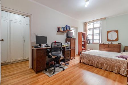 Apartamento à venda com 132m², 3 quartos e 1 vagaSuíte