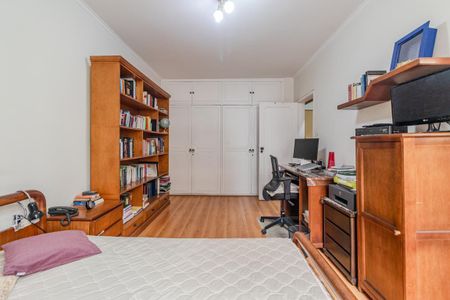 Apartamento à venda com 132m², 3 quartos e 1 vagaSuíte