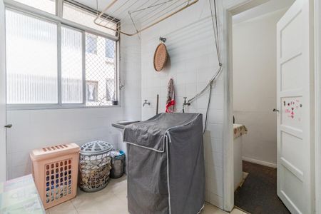 Apartamento à venda com 132m², 3 quartos e 1 vagaÁrea de Serviço