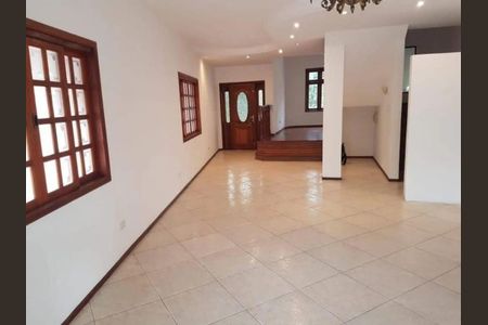 Casa para alugar com 3 quartos, 184m² em São Lucas, Belo Horizonte