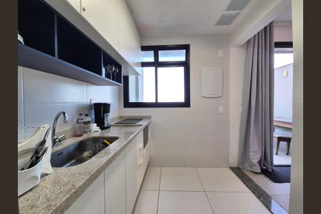Apartamento para alugar com 81m², 1 quarto e 2 vagas Apartamento para alugar com 81m², 1 quarto e 2 vagasCozinha