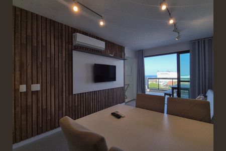 Sala de apartamento para alugar com 1 quarto, 81m² em Recreio dos Bandeirantes, Rio de Janeiro