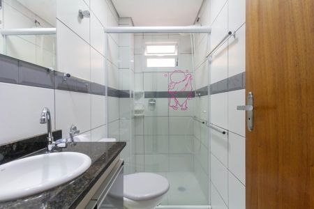 Apartamento à venda com 56m², 2 quartos e 1 vaga Apartamento à venda com 56m², 2 quartos e 1 vagaBanheiro