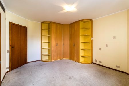 Apartamento para alugar com 676m², 4 quartos e 4 vagas Apartamento para alugar com 676m², 4 quartos e 4 vagasSuíte 2