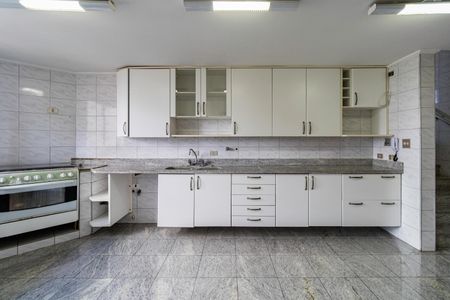 Apartamento para alugar com 676m², 4 quartos e 4 vagas Apartamento para alugar com 676m², 4 quartos e 4 vagasCozinha