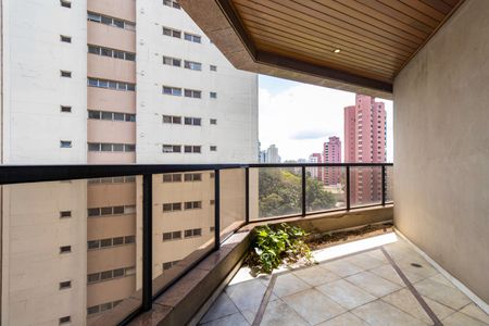 Apartamento para alugar com 676m², 4 quartos e 4 vagas Apartamento para alugar com 676m², 4 quartos e 4 vagasSacada