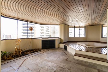 Apartamento para alugar com 676m², 4 quartos e 4 vagas Apartamento para alugar com 676m², 4 quartos e 4 vagasÁrea comum