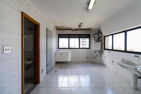 Apartamento para alugar com 676m², 4 quartos e 4 vagas Apartamento para alugar com 676m², 4 quartos e 4 vagasÁrea de Serviço