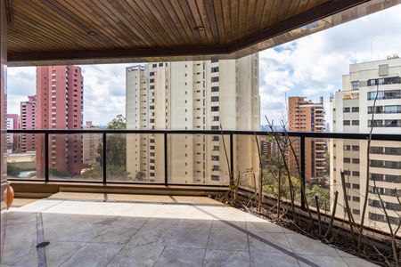 Apartamento para alugar com 676m², 4 quartos e 4 vagas Apartamento para alugar com 676m², 4 quartos e 4 vagasSacada