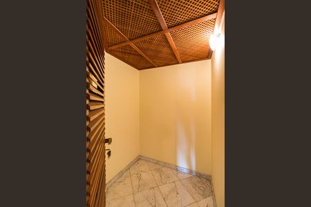 Apartamento para alugar com 676m², 4 quartos e 4 vagas Apartamento para alugar com 676m², 4 quartos e 4 vagasQuarto de Serviço