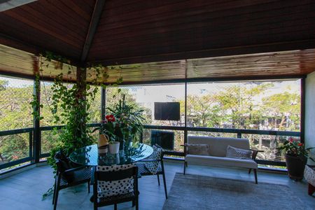 Apartamento à venda com 360m², 4 quartos e 2 vagasVaranda