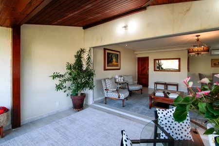 Varanda de apartamento à venda com 4 quartos, 360m² em Barra da Tijuca, Rio de Janeiro