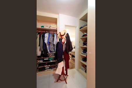 Apartamento à venda com 360m², 4 quartos e 2 vagasCloset Suíte