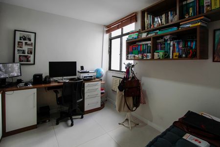 Apartamento à venda com 360m², 4 quartos e 2 vagasQuarto 1