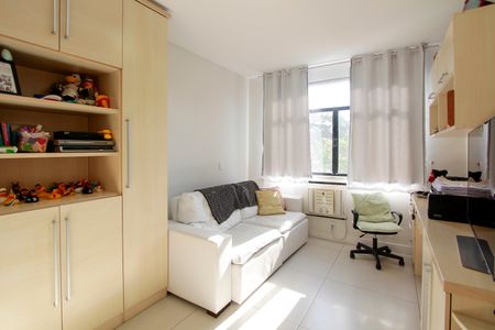 Apartamento à venda com 360m², 4 quartos e 2 vagasQuarto 2