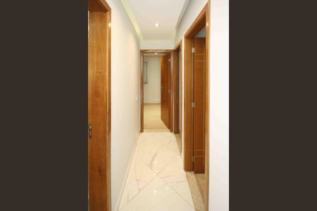 Apartamento para alugar com 64m², 3 quartos e sem vagaCorredor