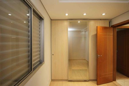 Apartamento para alugar com 64m², 3 quartos e sem vagaSuíte