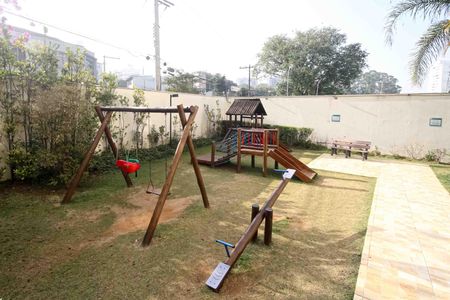 Apartamento para alugar com 64m², 3 quartos e sem vagaÁrea comum - Playground