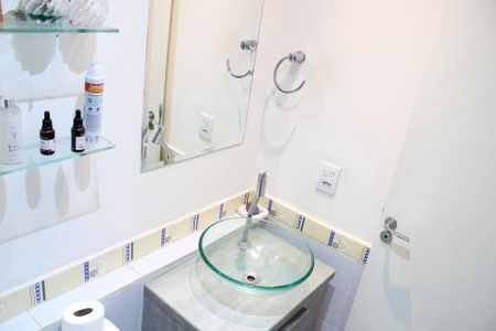 Apartamento à venda com 52m², 2 quartos e 1 vagaBanheiro