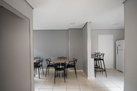 Apartamento à venda com 35m², 2 quartos e sem vagaÁrea comum - Salão de festas