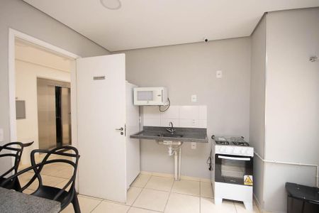 Apartamento à venda com 35m², 2 quartos e sem vagaÁrea comum - Salão de festas