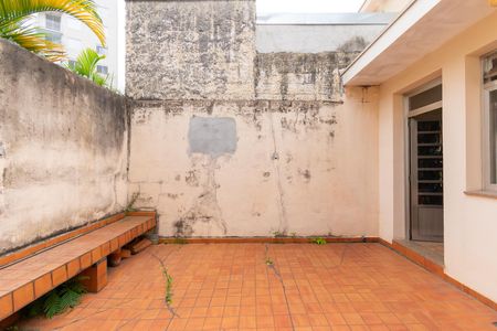 Casa de condomínio à venda com 125m², 2 quartos e 2 vagasQuintal