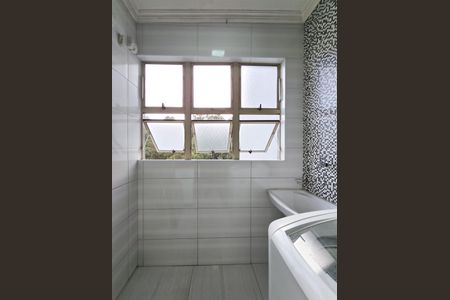 Apartamento à venda com 68m², 3 quartos e 1 vagaÁrea de Serviço