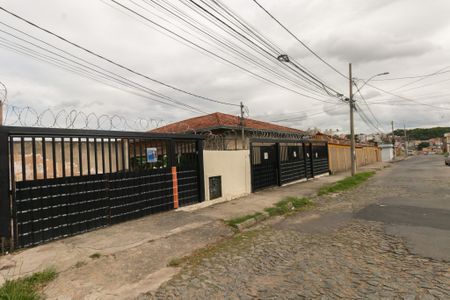 Casa para alugar com 120m², 3 quartos e sem vagaFachada