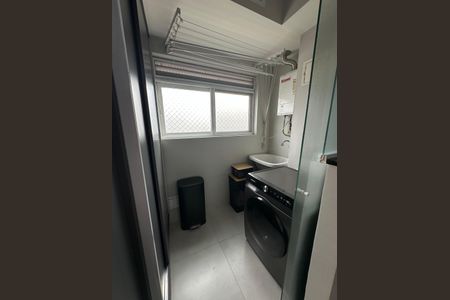 Apartamento à venda com 76m², 2 quartos e 2 vagasLavanderia