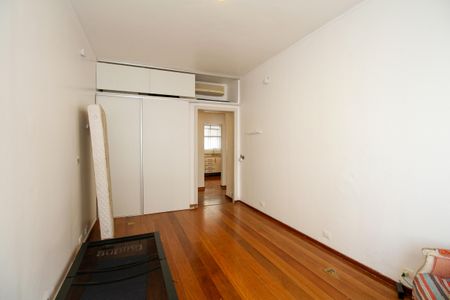 Apartamento para alugar com 158m², 3 quartos e 2 vagasQuarto 2