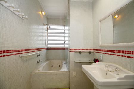 Apartamento para alugar com 158m², 3 quartos e 2 vagasBanheiro Social