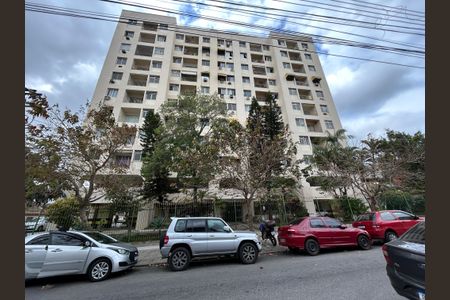 Apartamento à venda com 65m², 2 quartos e 1 vagaFachada
