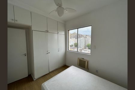 Apartamento à venda com 65m², 2 quartos e 1 vagaQuarto 1