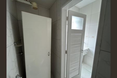 Apartamento à venda com 65m², 2 quartos e 1 vagaBanheiro de serviço
