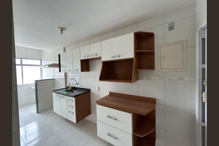 Apartamento à venda com 65m², 2 quartos e 1 vagaCozinha