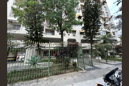 Apartamento à venda com 65m², 2 quartos e 1 vagaFachada